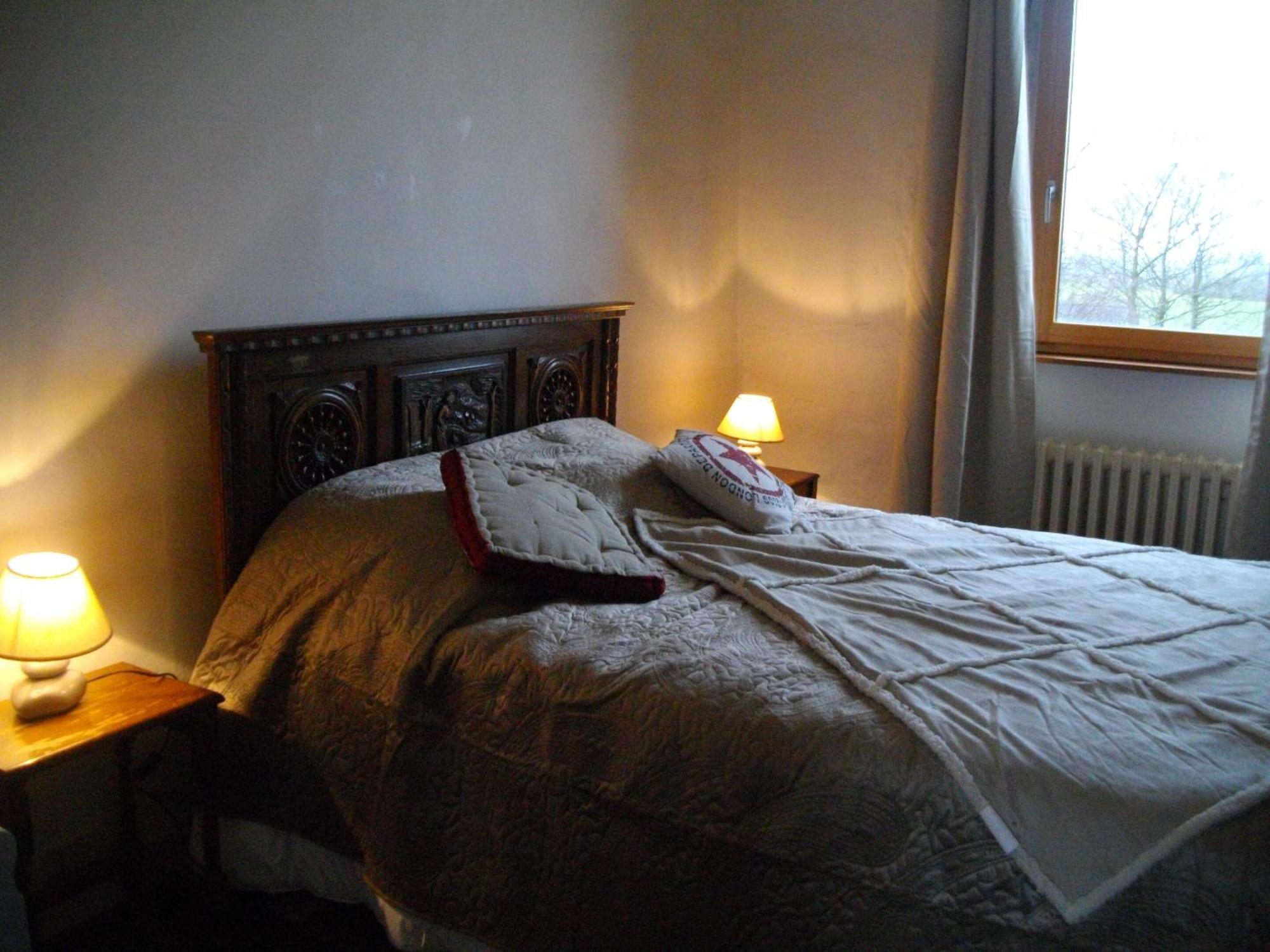 Les Gites Du Couvent Alternatif Camlez Room photo